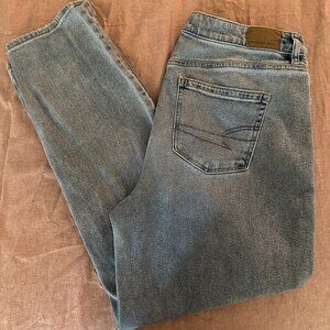 AE Stretch Mom Straight Jean